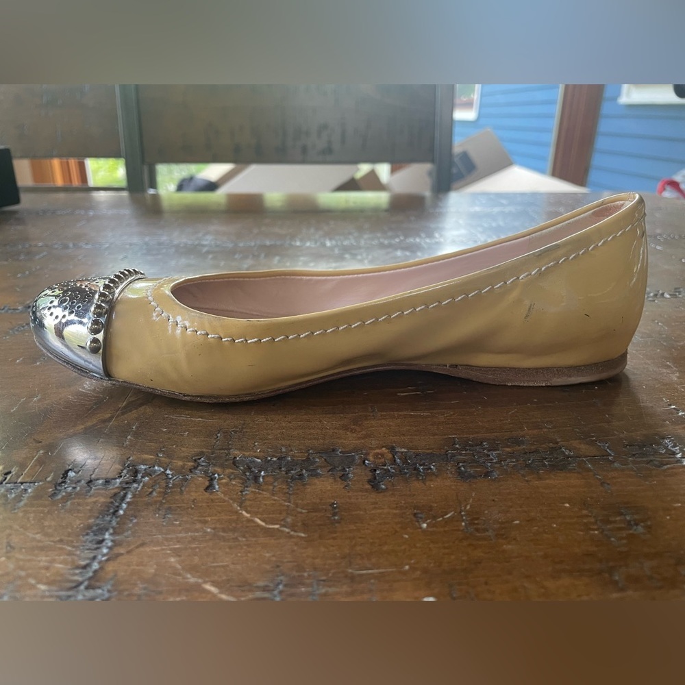 Miu Miu flats (US size 5) with Metal Toe Cap - Picture 9 of 12